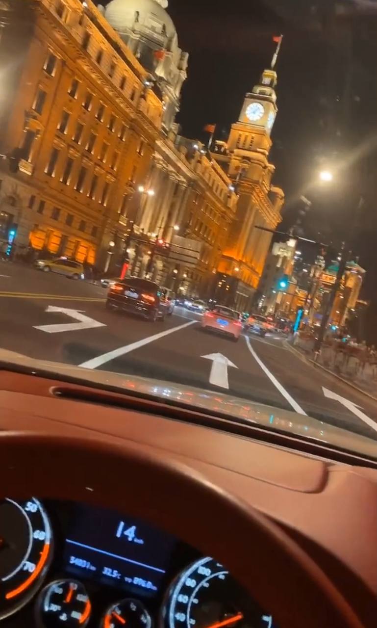 开车第一视角视频素材精选+街拍视频图片大合集!插图 开车第一视角视频素材精选+街拍视频图片大合集!
